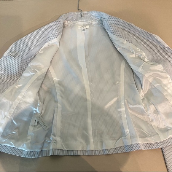 LOFT Long Sleeve Three Button Cotton Fully Lined Blazer Blue White Tan Size 6 - Picture 12 of 15